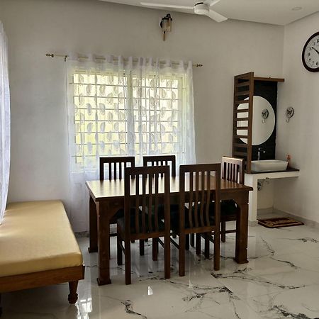 Ayurville Homestay Kochi Bagian luar foto